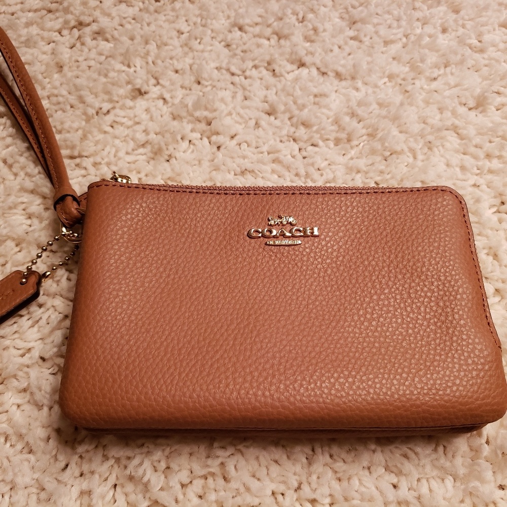 Coach leather double zipper Wristlet